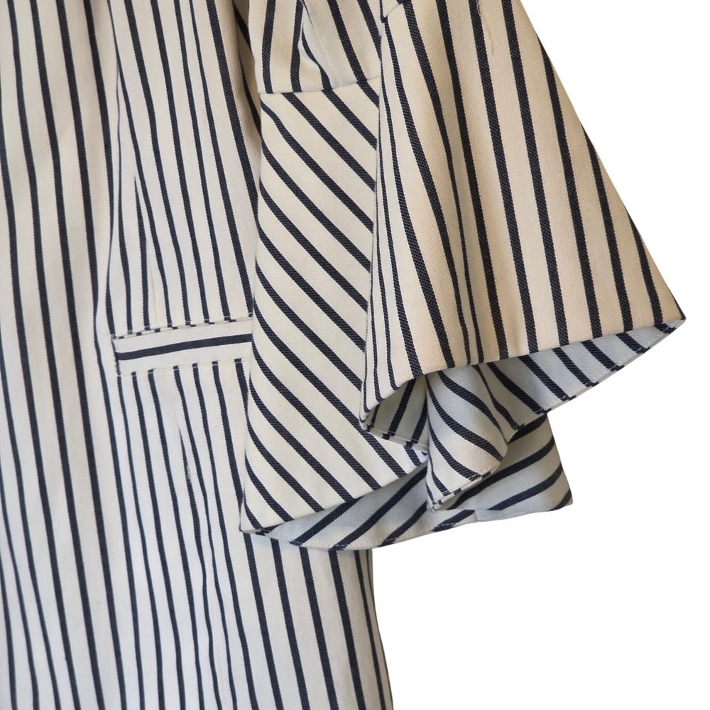 Cabi Striped Bell Sleeve Blazer Jacket Black White Horse Print Lined Size 4 - Picture 8 of 14